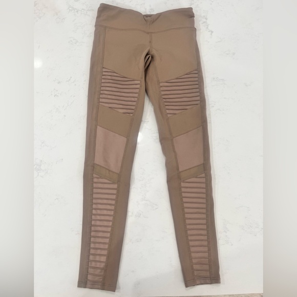 ALO Yoga Tan Leggings with Ribbed Panels - Picture 2 of 5